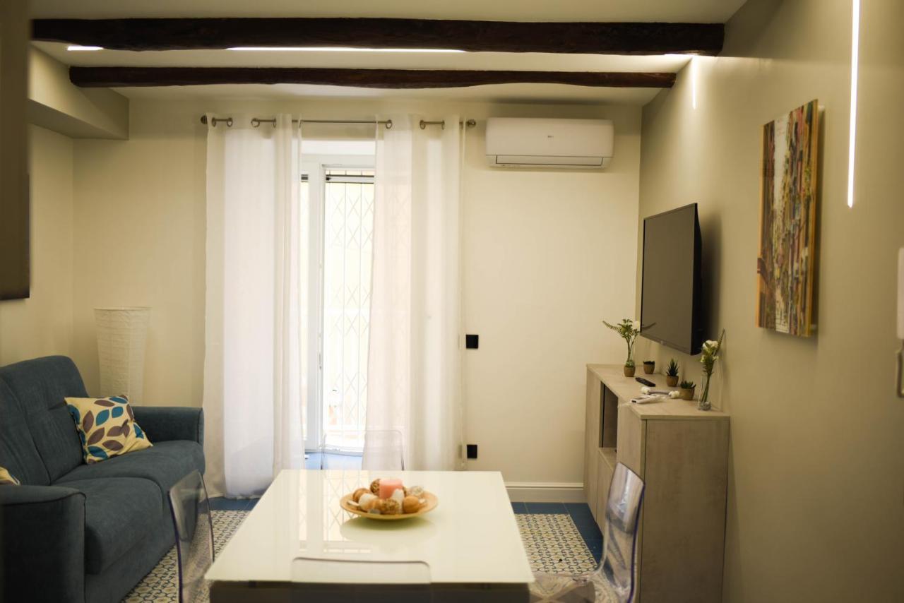 Chiaja Lux House Apartman Nápoly Kültér fotó